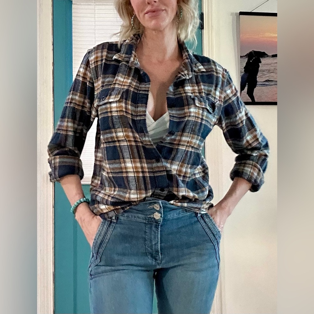 BNWOT Lucky Brand Jeans Button Up, size Small